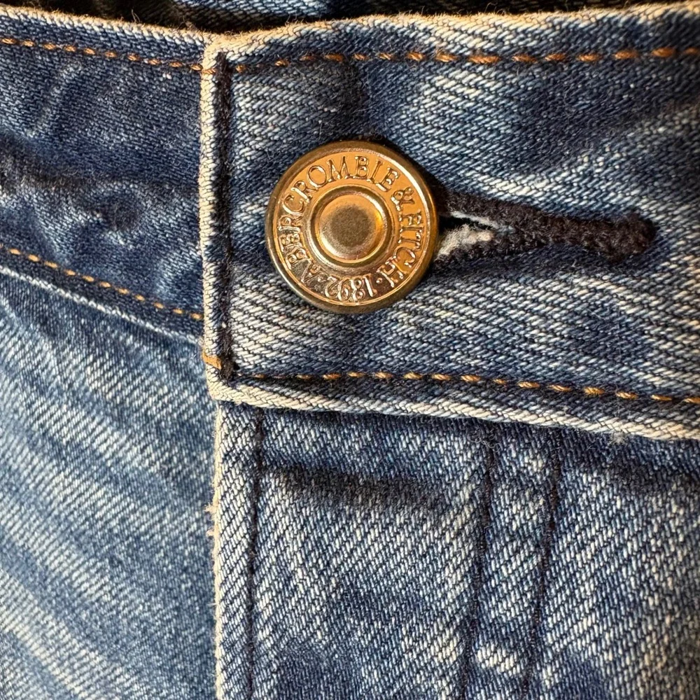 Abercrombie & Fitch Ames Slim Boyfriend‎ Jeans Size 28